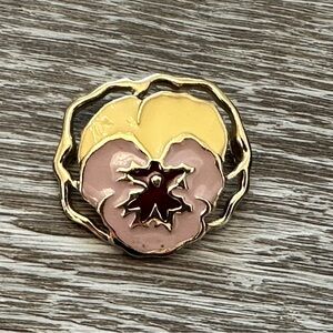 Gorgeous Vintage Flower Power Pansy Gold Tone Metal Yellow Purple Enamel